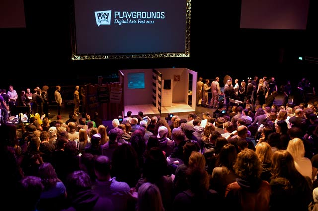 Playgrounds 2011 (still) Playgrounds 2011 (still)